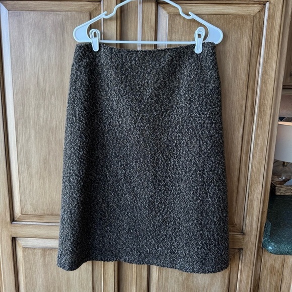 L'asiea Chocolate Brown Neutral Textured A line Business Wear Skirt Size 10 Wool - Picture 2 of 6